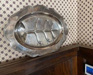 17 in serving platter - silver plate