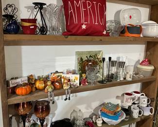 Seasonal decor items