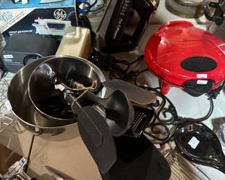 Like new kitchen items