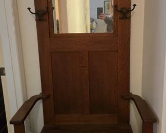 Hall tree with storage bench 