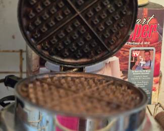Vintage waffle maker 