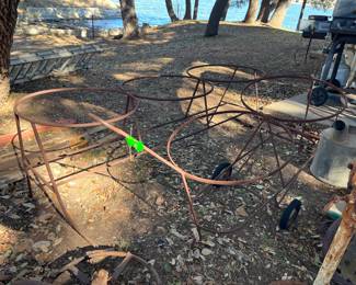 rebar iron trash can holders