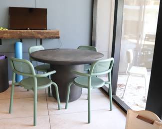 Fatboy Patio Set Green Chairs 