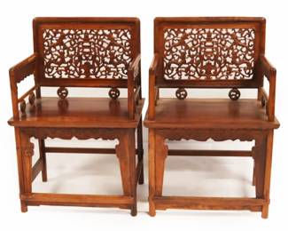 Lot 275 Chinese Meiguiyi Chairs