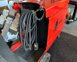 C66 - $250 - Becca Mig 180 Welder. Untested - looks good. 