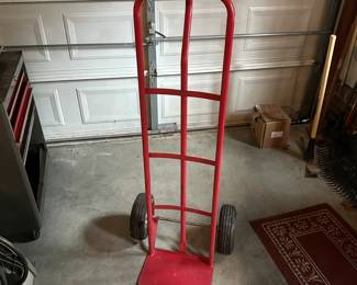 C81 - $40 - Northern Industrials Hand Truck (tires need air)
