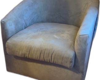 Broyhill Soft Gray Swivel Chair