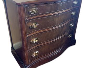 Vintage Mahogany 4-Drawer Dresser