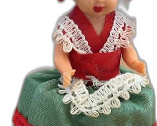 European Souvenir Doll - Open/Close Eyes