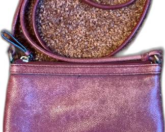 Calvin Klein Women's Leather Crossbody Bag