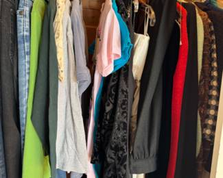 Women's clothing size M
