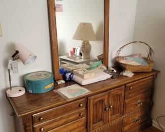 Dresser w/ Mirror