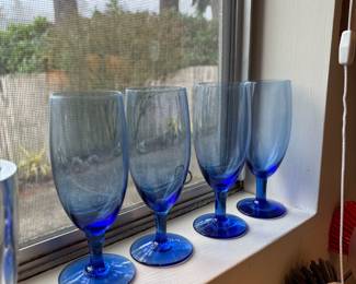 Set of 4 Cobalt Blue Wine Glasses