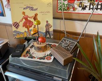 Kenwood Automatic Return Turntable – KD-12RB