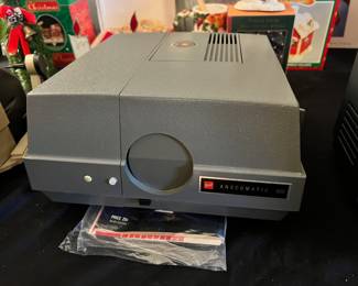 GAF Anscomatic 660 2x2 Slide Projector