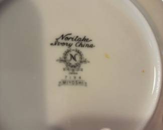 Set of 8 Noritake "Miyoshi" Desert Plates