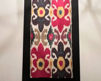 Safavieh Ikat Tapestry Wall Hanging
