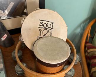 Tambourines, Bongo Drum