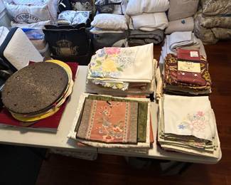 Placemats, table cloths, napkins