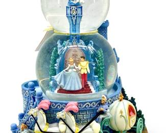Disney “Cinderella & Prince Charming" Snow Globe
