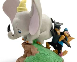 Limited Ed. Disney: Magic Memories Dumbo Figure
