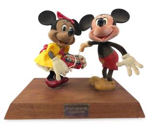 Rare Wood Base Disney Mickey/Minnie Opening Gift
