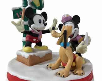 1985 Disney L.E. Holiday Mickey & Friends
