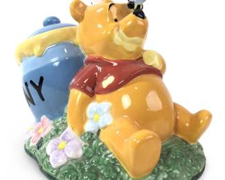 Splendid Disney Store Winnie The Pooh Cookie Jar
