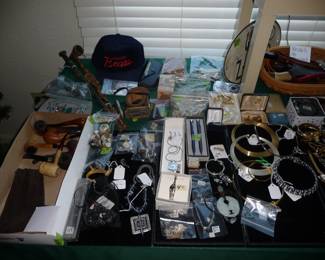 nice jewelry more ! and smalls / pipes 