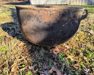 15 gallon cast iron pot