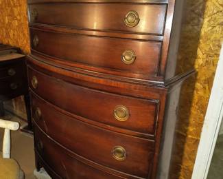 Mahogany chest 