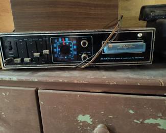 Audiovox am/fm/ 8 track stereo w/ speaker 