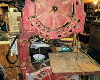 Early band saw 