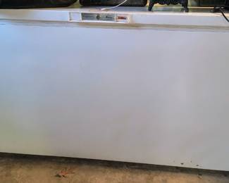 Large chest freezer - Amana brand