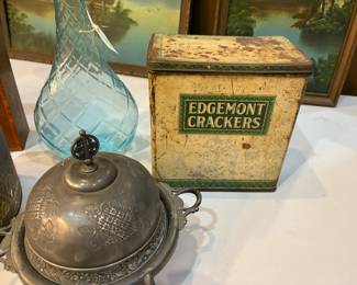 Edgemont Cracker Tin
