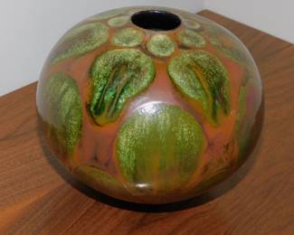 Jerry Maschinot Signed Art Pottery