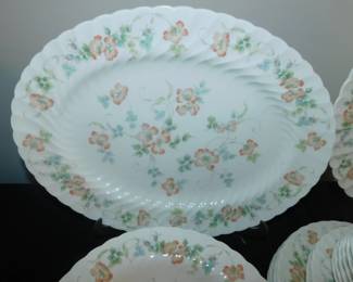 WEDGWOOD FINE CHINA “COTTAGE ROSE”