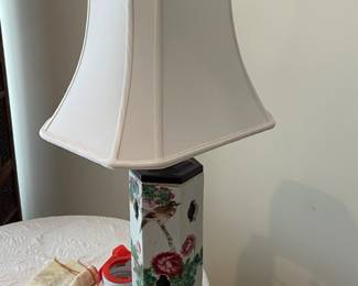 Asian inspired porcelain table lamp (loose base)