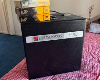 Instamatic film projector