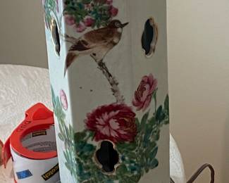 Asian inspired porcelain table lamp (loose base)