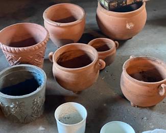 Assorted planters