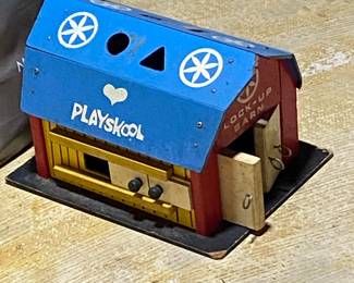 Playskool Lock-up Barn