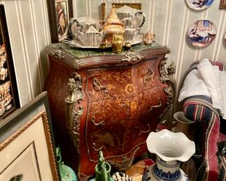 Hundreds of Photos Coming Shortly! Stay tuned and follow this sale for updates.