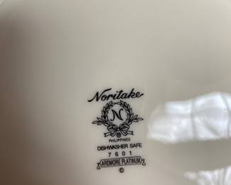 Noritake 'Ardmore Platinum' China set