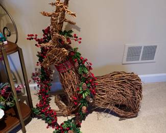 Grapevine Holiday Deer