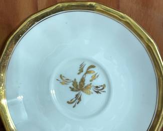 Royal Cauldon ‘Tea Leaf’ China