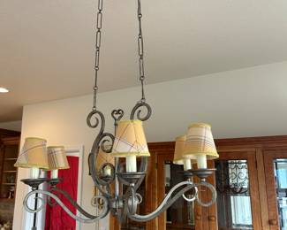 Light fixture 