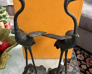 Bronze crane 