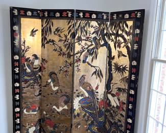 Black lacquer Screen with Gilded Carvings. 