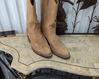 Men's Cowboy Boots / Women's Cowboy Boots available at the sale too